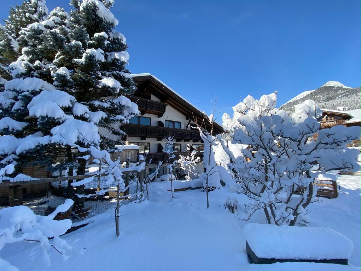 Haus Alpengluehen Apartment Ehrwald Exterior photo