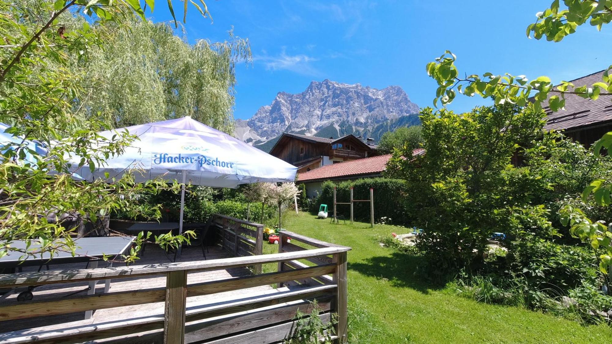 Haus Alpengluehen Apartment Ehrwald Exterior photo